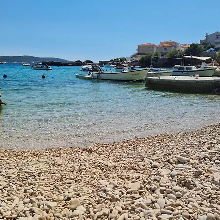 Pansion Galija * Jelsa (Hvar)